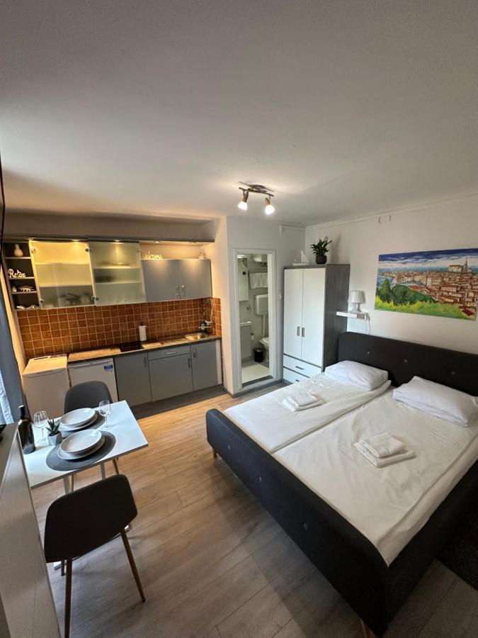 Apartment Rafael Піран Екстер'єр фото